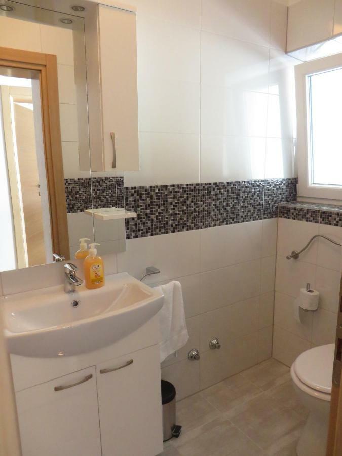 Luka Apartments Biograd Na Moru Exterior photo